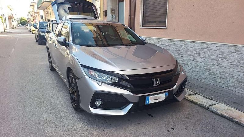 Usata Honda Civic Executive 120 CV (88 kW) 2019 Argento Coupé