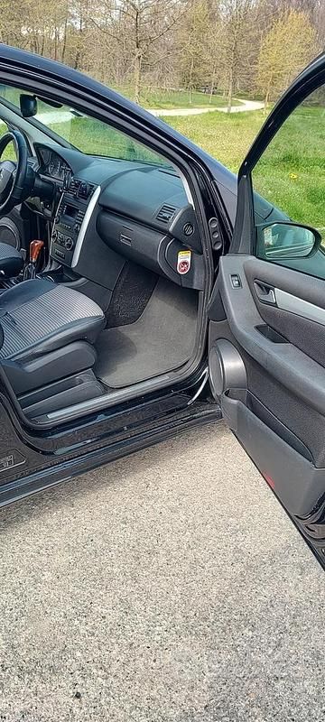 Usata Mercedes A150 95 CV (69 kW) 2008 Nero Utilitaria
