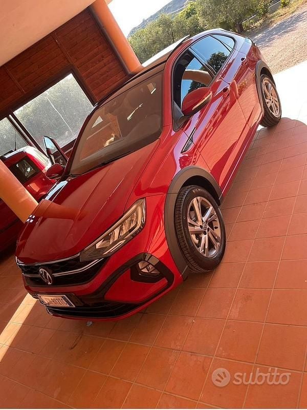 Usata VW Taigo R-line 110 CV (80 kW) 2022 Rosso SUV