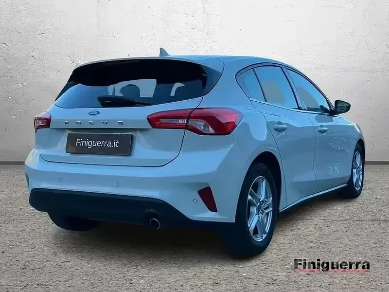 Begagnad Ford Focus Business Edition 120 HK (88 kW) 2020 Vit Sedan
