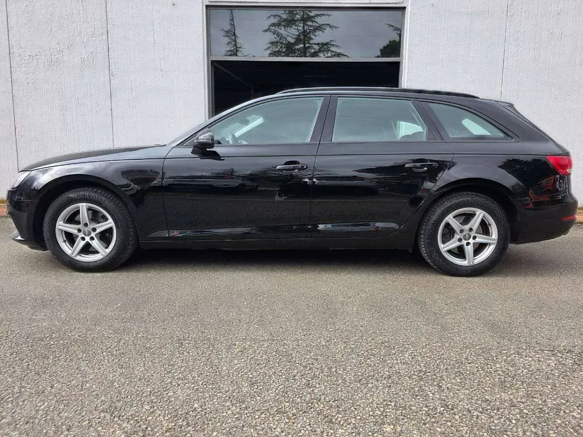 Usata Audi A4 Ambiente 170 CV (125 kW) 2017 Nero Station wagon