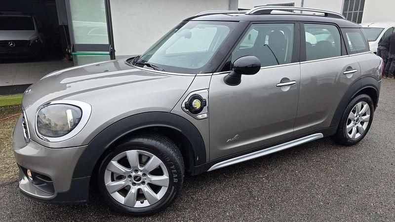Begagnad Mini Cooper S Countryman 136 HK (100 kW) 2018 Grå SUV