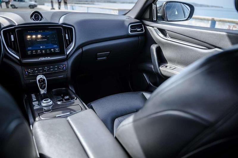 Usata Maserati Ghibli 275 CV (202 kW) 2017 Berlina