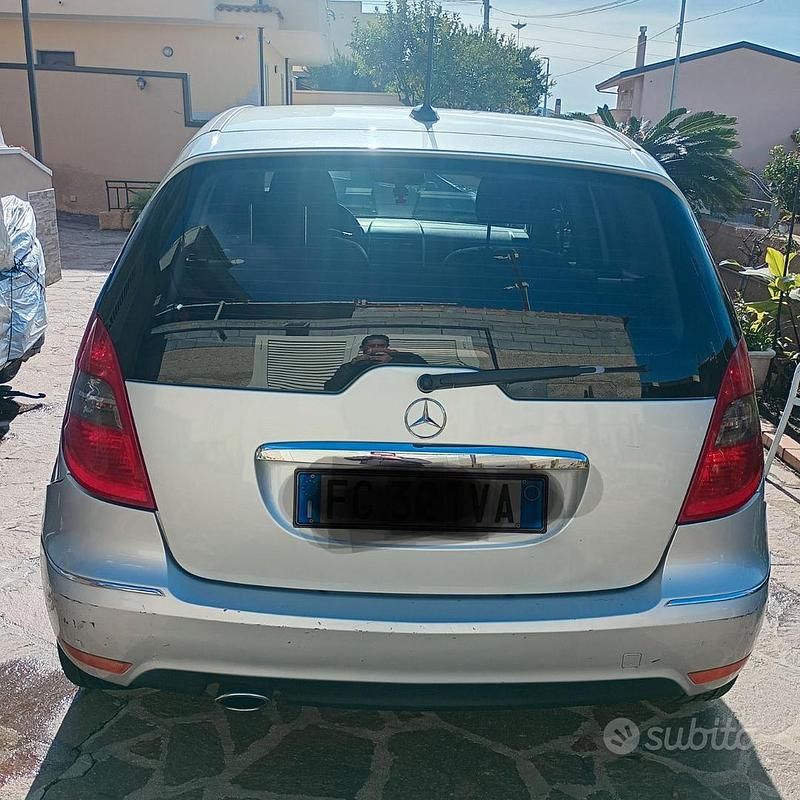 Usata Mercedes A180 Avantgarde 2010 Berlina