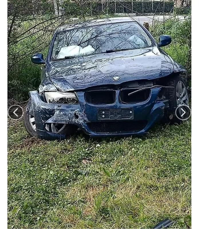 Usata BMW 320 2010 Blu Station wagon