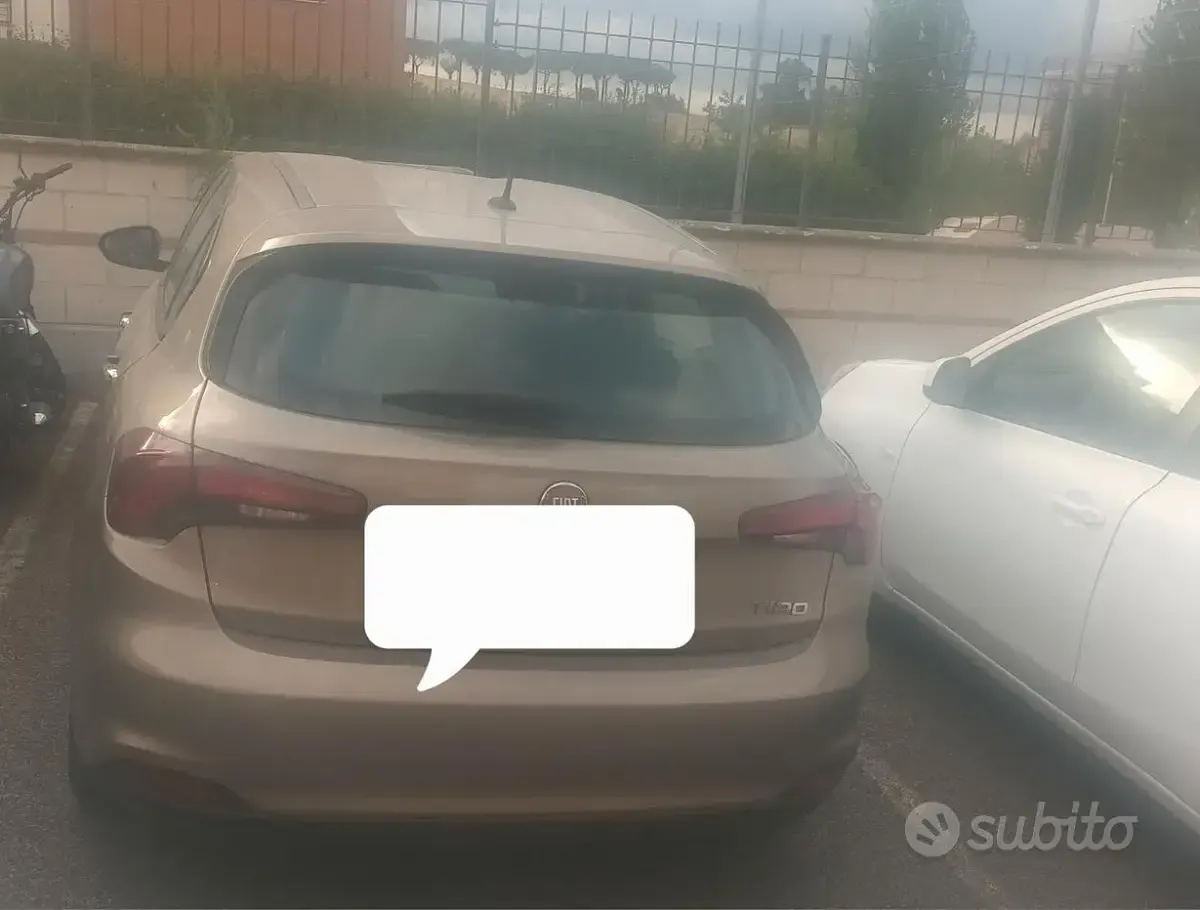 Usata Fiat Tipo Easy 76 CV (55 kW) 2018 Utilitaria