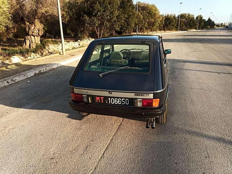 Usata Fiat 127 45 CV (33 kW) 1981 Blu/azzurro Berlina