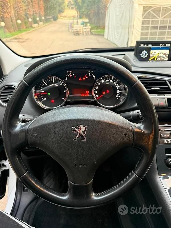 Usata Peugeot 3008 120 CV (88 kW) 2016 Bianco SUV