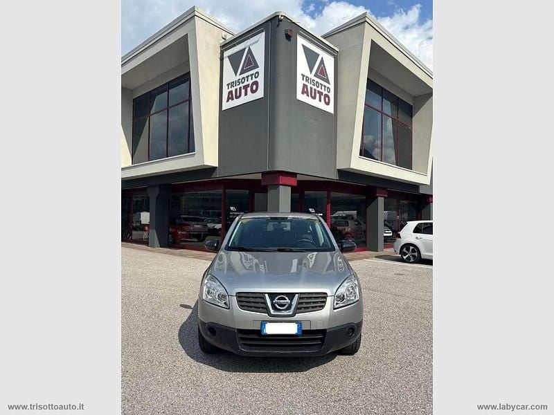 Grigio Usata 2009 Nissan Qashqai Visia SUV | 4000 € (Buon prezzo) - Immagine 1/4