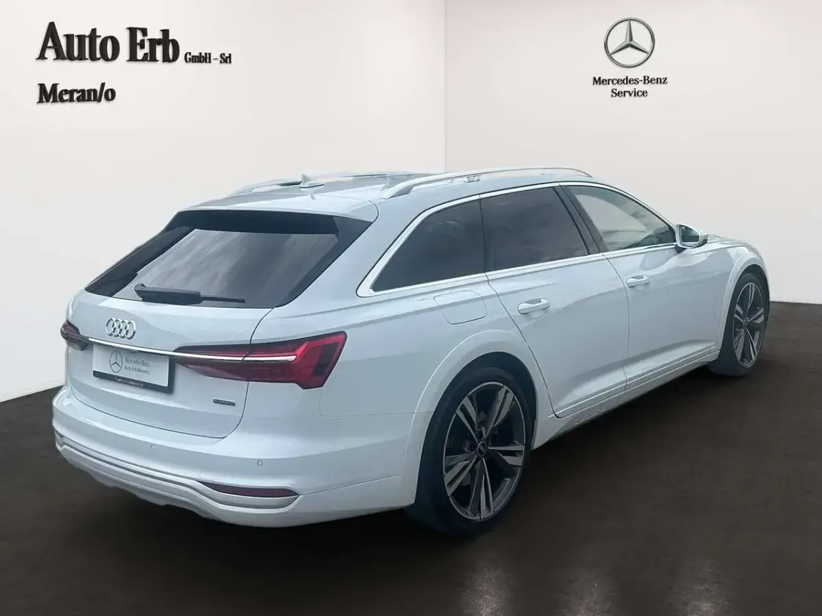 Usata Audi A6 Allroad 344 CV (253 kW) 2022 Bianco giachio Station wagon