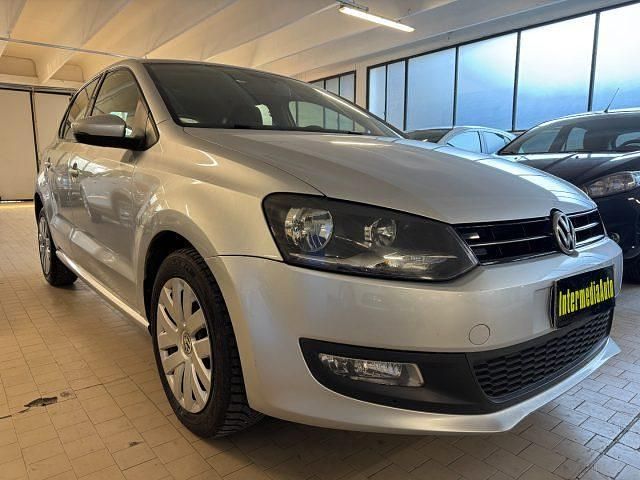 Usata VW Polo Comfortline 75 CV (55 kW) 2014 Argento Berlina