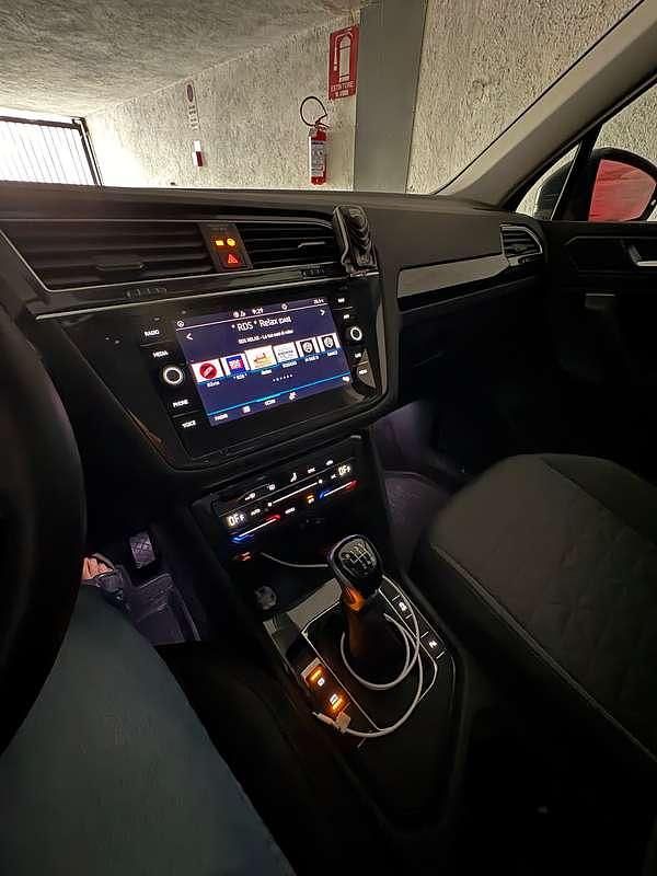 Usata VW Tiguan Life 131 CV (96 kW) 2023 Grigio SUV