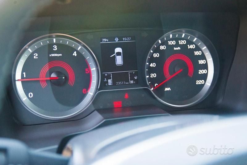Usata SsangYong Korando 136 CV (100 kW) 2021 Bianco SUV