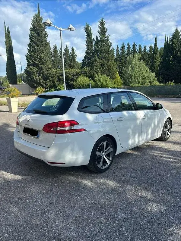 Usata Peugeot 308 SW GT-line 120 CV (88 kW) 2017 Station wagon