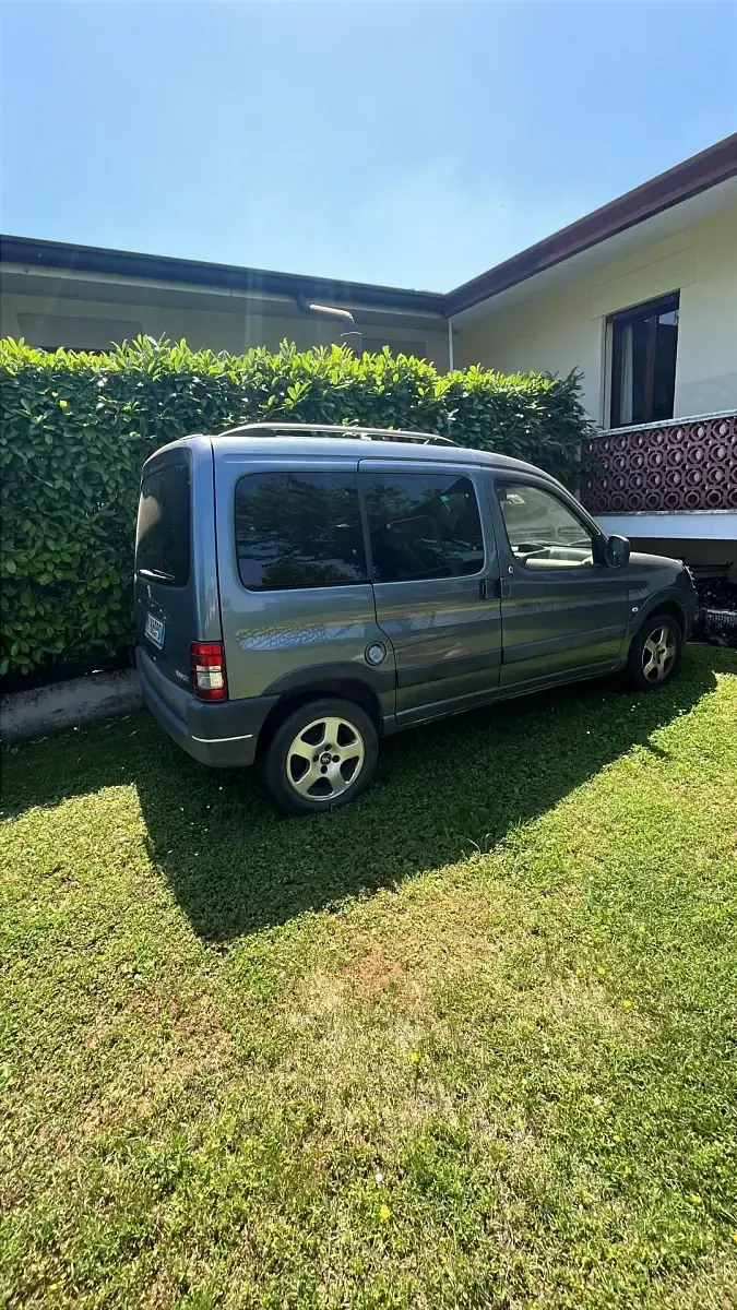 Usata Peugeot Partner 89 CV (65 kW) 2007 Blu Monovolume
