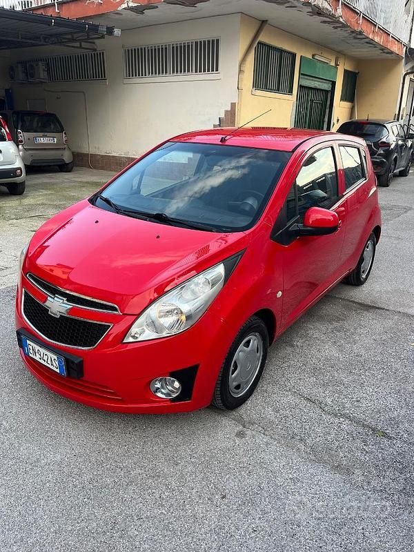 Usata Chevrolet Spark 70 CV (51 kW) 2012 Rosso Utilitaria