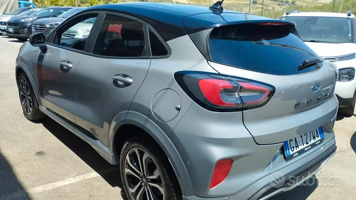 Usata Ford Puma ST-Line 120 CV (88 kW) 2020 Grigio SUV
