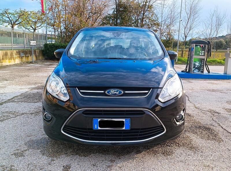 Nero Usata 2013 Ford C-MAX Monovolume | 6900 € (Buon prezzo) - Immagine 1/4