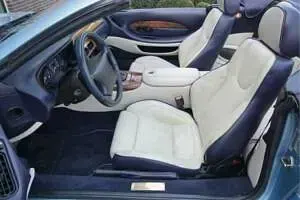 Usata Aston Martin DB7 426 CV (313 kW) 2000 Blu Station wagon