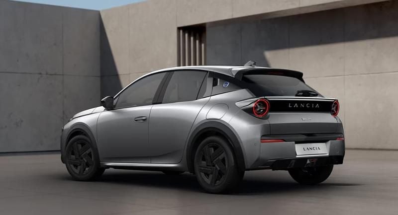 Nuova Lancia Ypsilon 101 CV (74 kW) 2025 Antracite Utilitaria