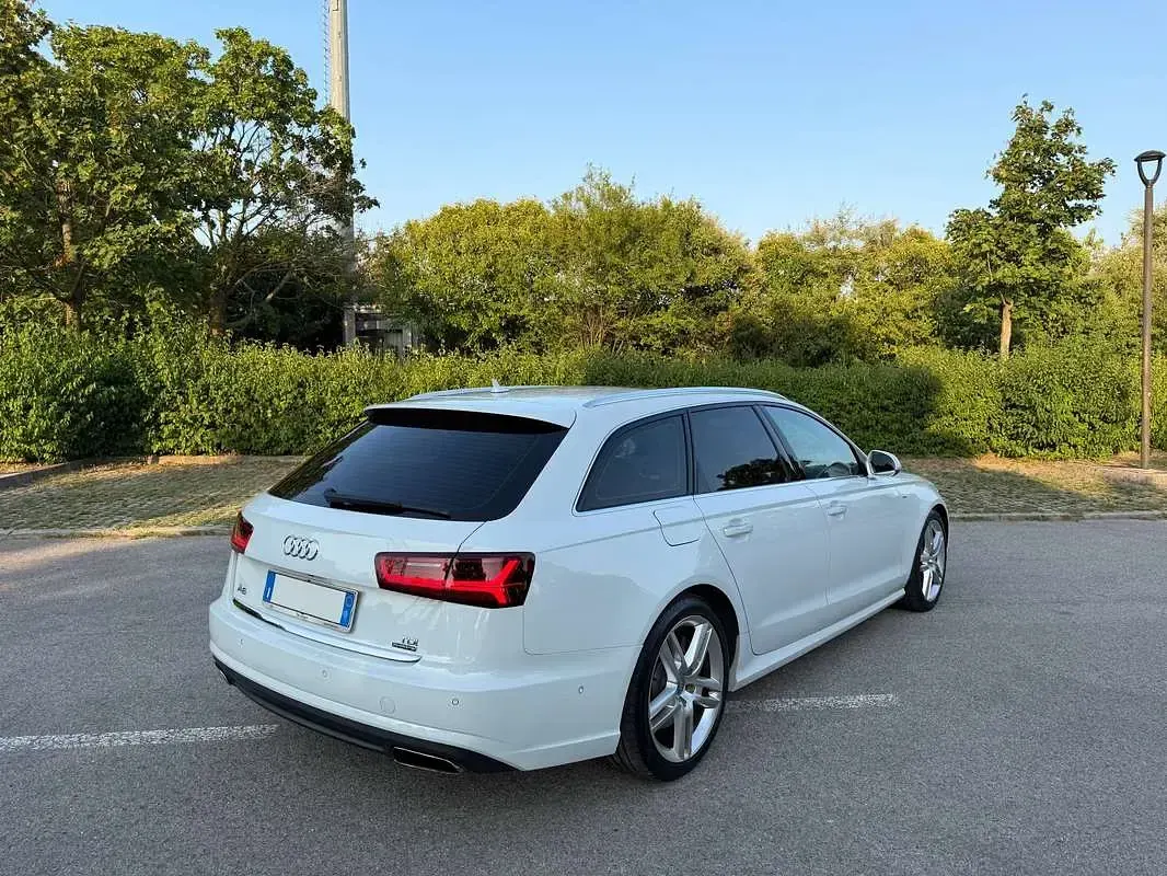 Usata Audi A6 Business 218 CV (160 kW) 2015 Bianco Station wagon