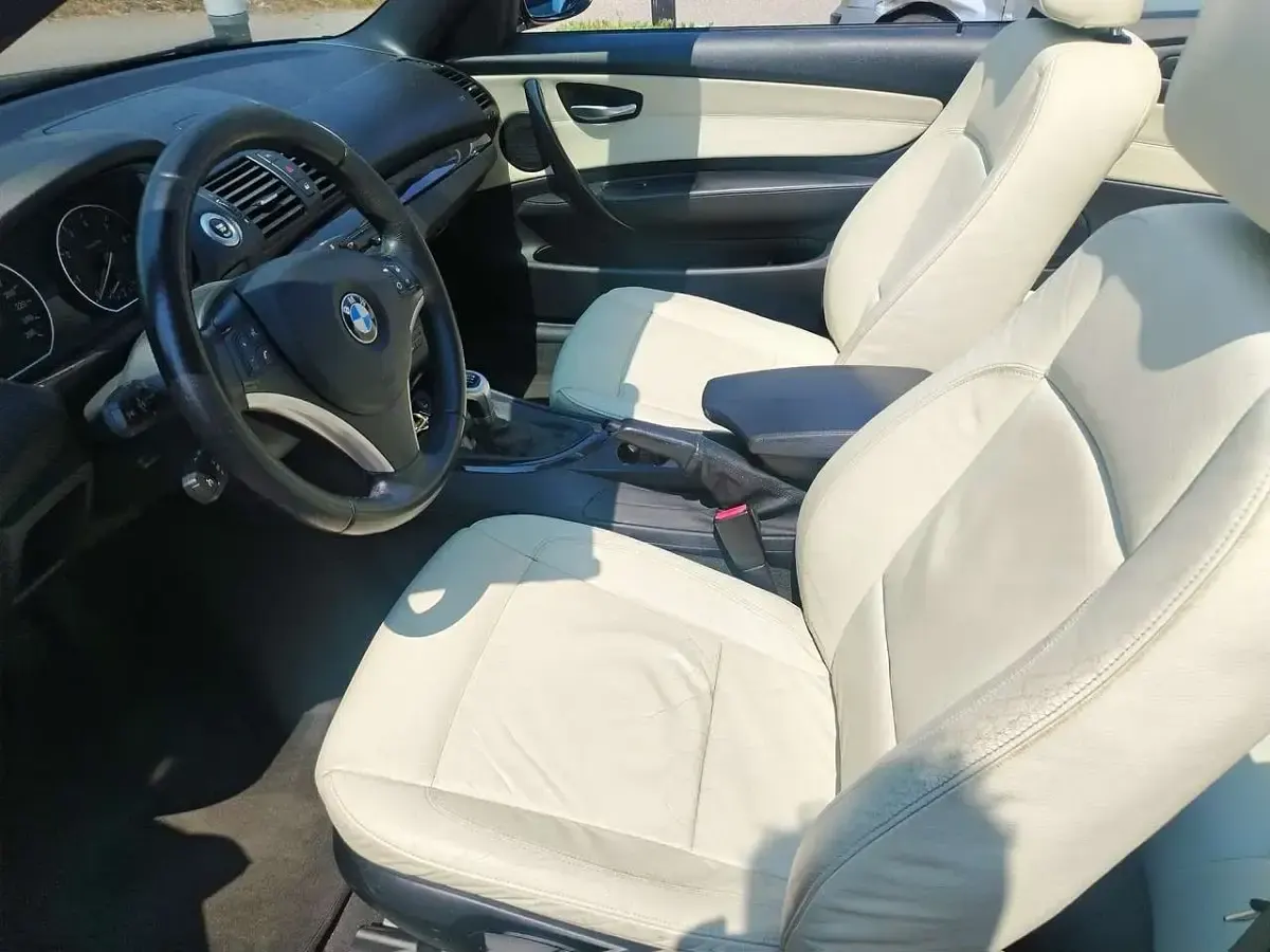 Usata BMW 120 Cabriolet 170 CV (125 kW) 2009 Nero Cabrio