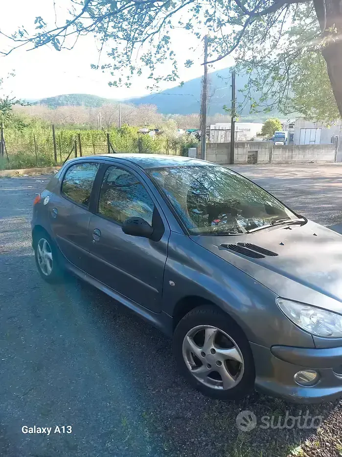 Usata Peugeot 206 109 CV (80 kW) 2006 Grigio Berlina