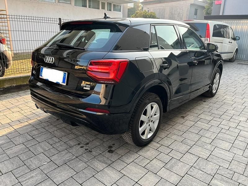 Usata Audi Q2 116 CV (85 kW) 2018 Nero SUV