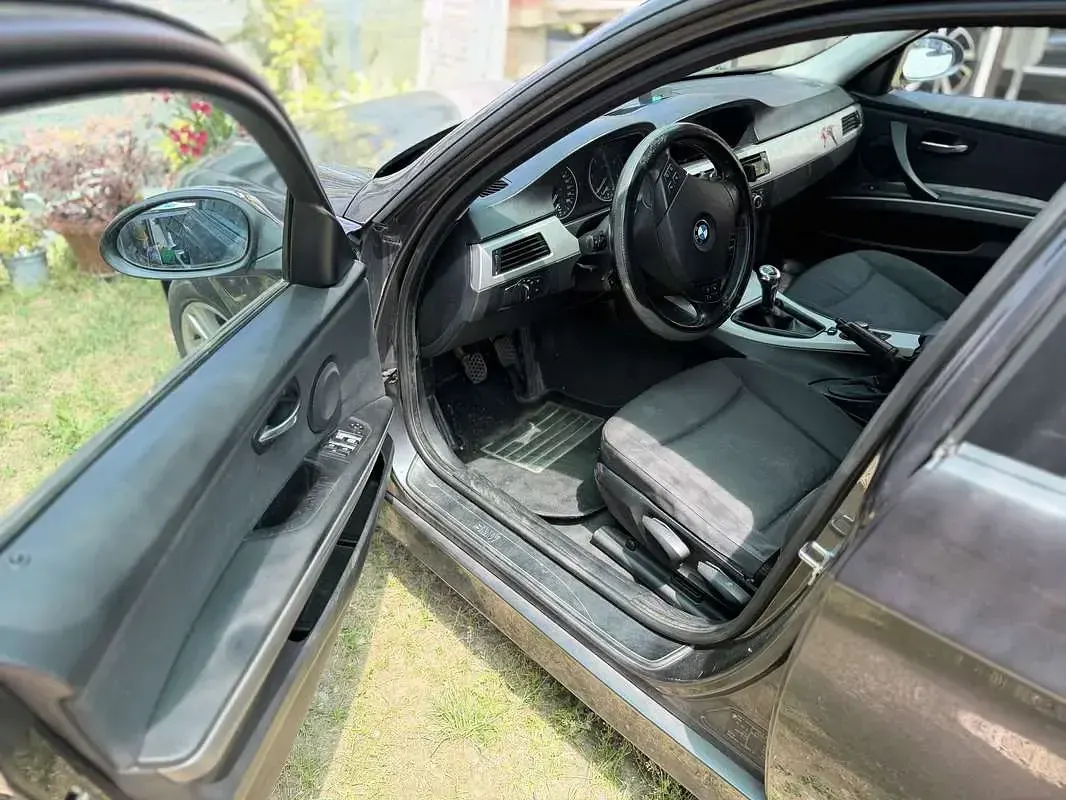 Usata BMW 320 Comfort Edition 163 CV (119 kW) 2007 Station wagon