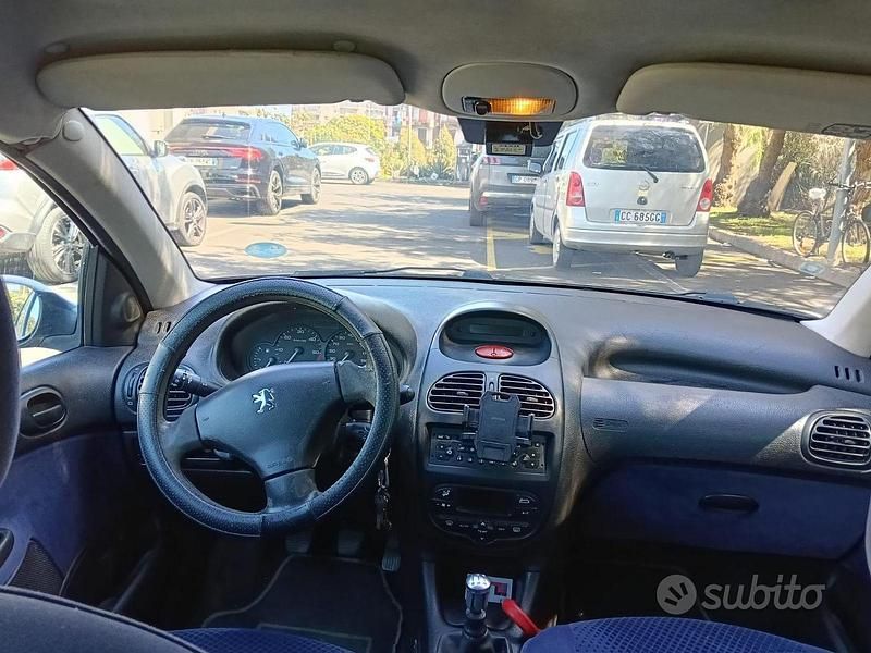 Usata Peugeot 206 68 CV (50 kW) 2005 Utilitaria