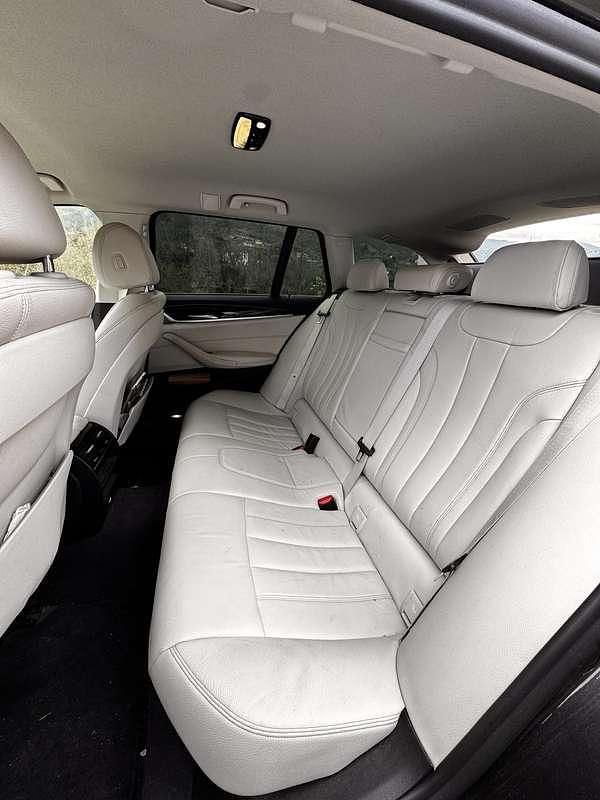 Usata BMW 520 Luxury Line 190 CV (139 kW) 2019 Grigio Station wagon