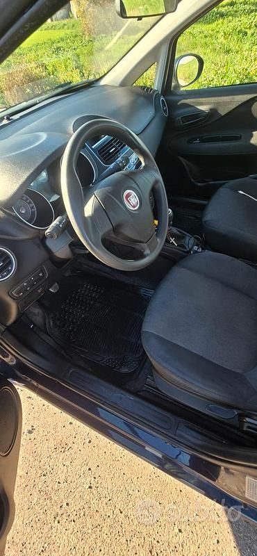 Brugt Fiat Punto 77 HK (56 kW) 2016 Blå Hatchback