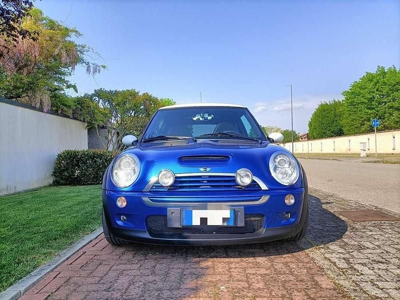 Usata Mini John Cooper Works 211 CV (155 kW) 2005 Blu/azzurro Utilitaria