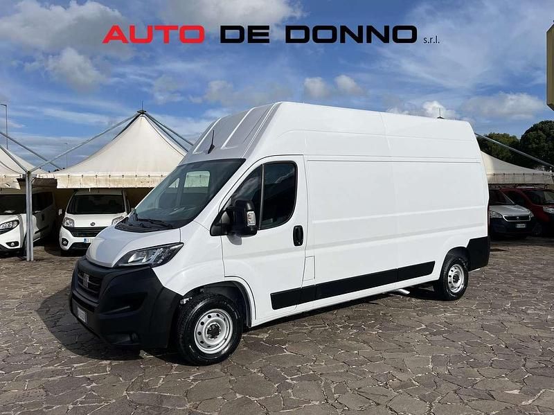 Usata Fiat Ducato 140 CV (102 kW) 2022 Other Furgone