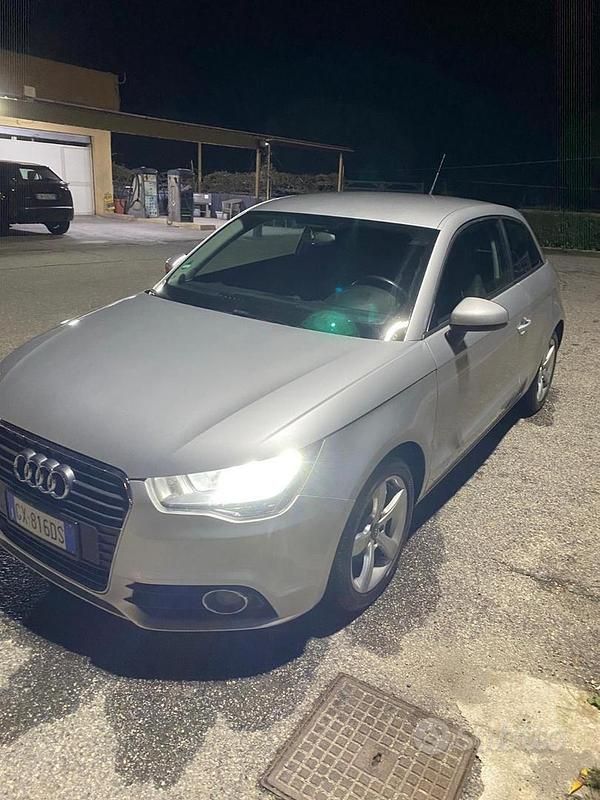 Usata Audi A1 Attraction 105 CV (77 kW) 2010 Utilitaria