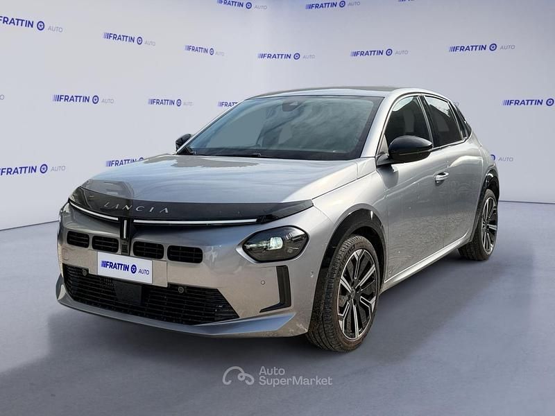 Usata Lancia Ypsilon 101 CV (74 kW) 2025 Gray Utilitaria