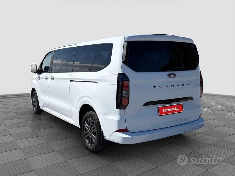 Usata Ford Tourneo Custom Titanium 170 CV (125 kW) 2025 Bianco Furgone