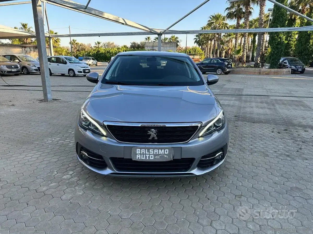 Usata Peugeot 308 Allure 131 CV (96 kW) 2019 Argento Station wagon