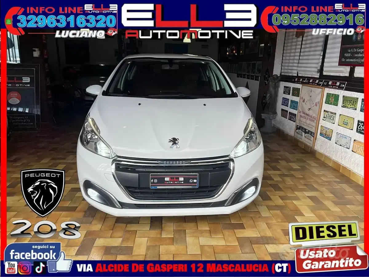 Usata Peugeot 208 75 CV (55 kW) 2018 Bianco Utilitaria