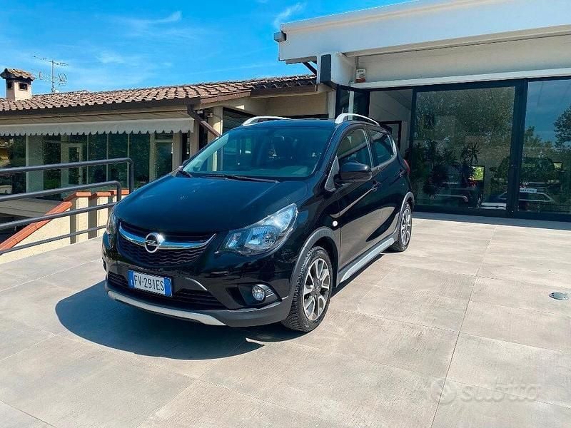 Usata Opel Karl Rocks 73 CV (53 kW) 2019 Nero Utilitaria
