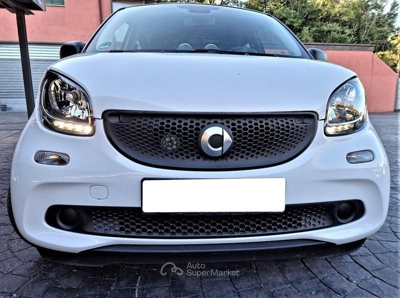 Usata Smart ForFour Superpassion 71 CV (52 kW) 2019 Bianco Utilitaria