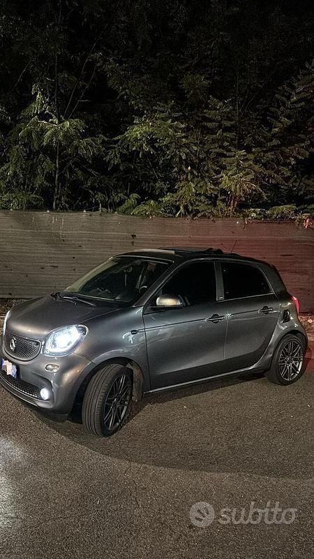 Usata Smart ForFour Brabus 71 CV (52 kW) 2019 Grigio Utilitaria