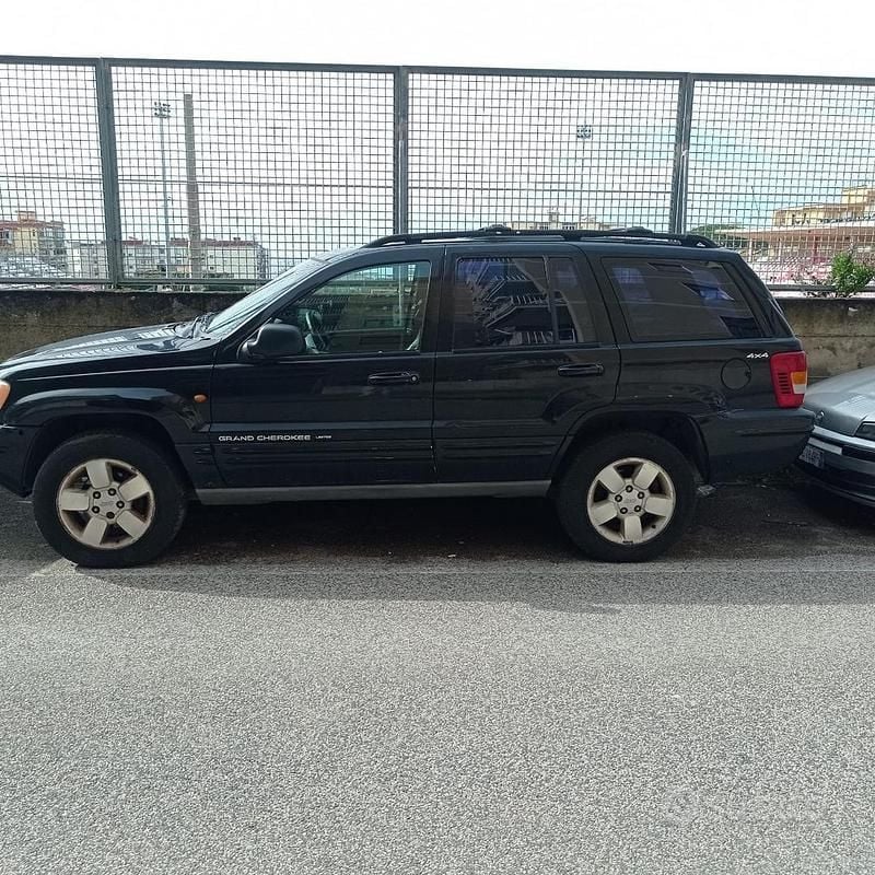 Usata Jeep Grand Cherokee Limited 140 CV (102 kW) 2001 Nero SUV