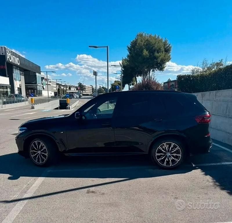 Usado BMW X5 M Sport 265 CV (194 kW) 2020 Negro SUV