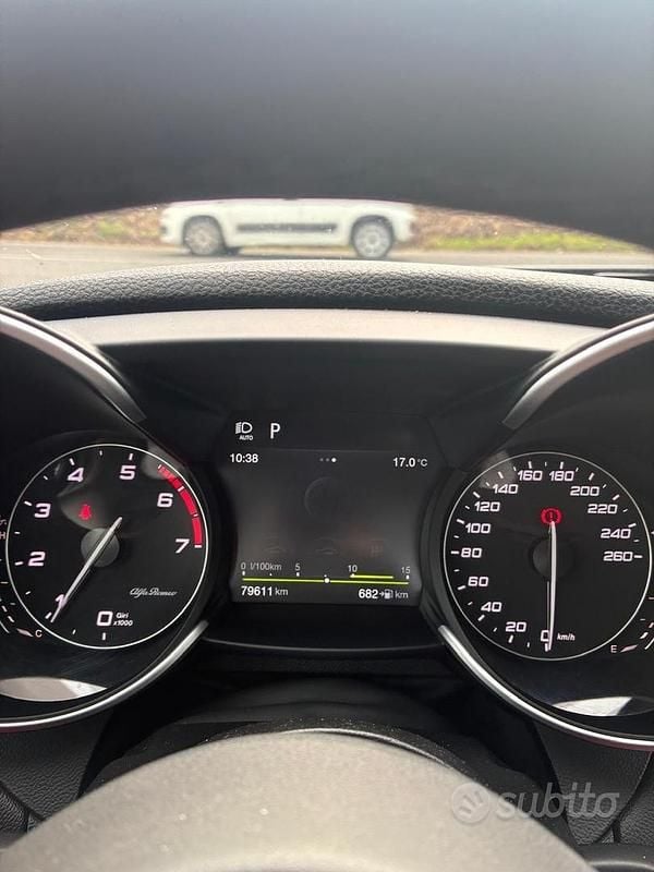 Usata Alfa Romeo Giulia 200 CV (147 kW) 2017 Berlina