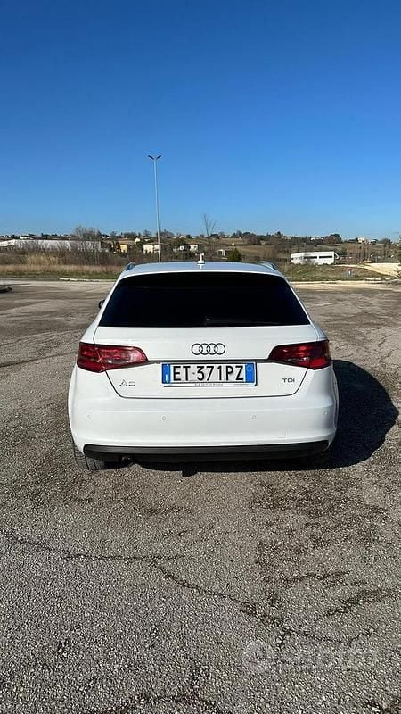 Usata Audi A3 Ambition 105 CV (77 kW) 2013 Bianco Berlina