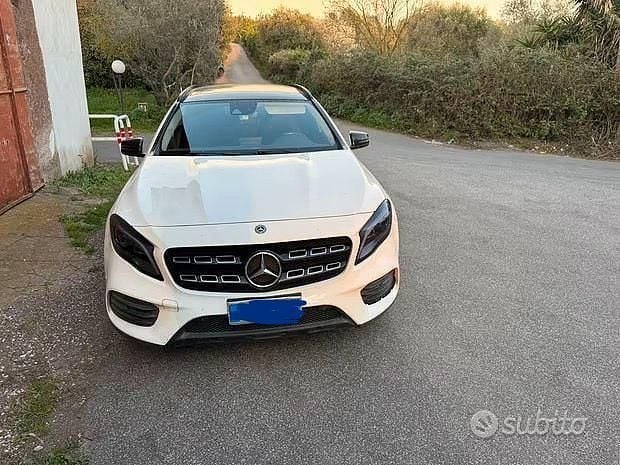Occasion Mercedes GLA220 Edition 136 ch (100 kW) 2019 Blanc SUV