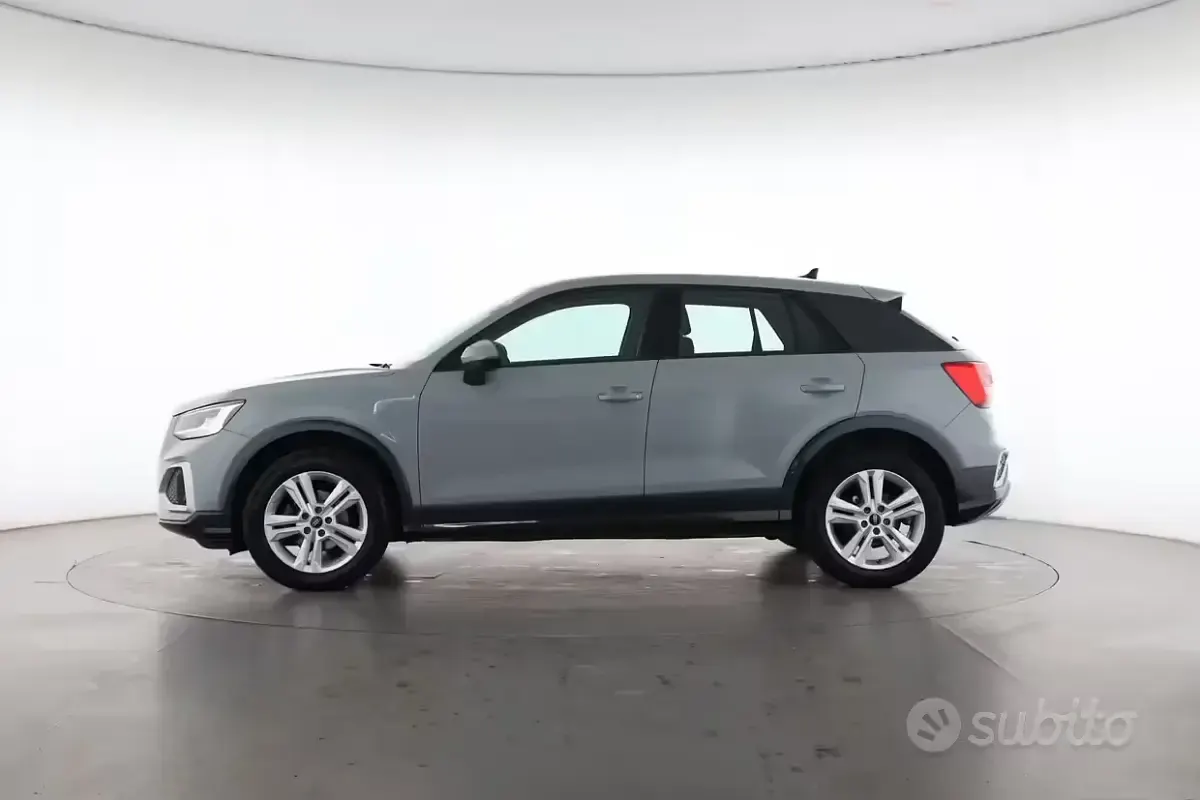 Gebraucht Audi Q2 Advanced Plus 150 PS (110 kW) 2022 Grau SUV