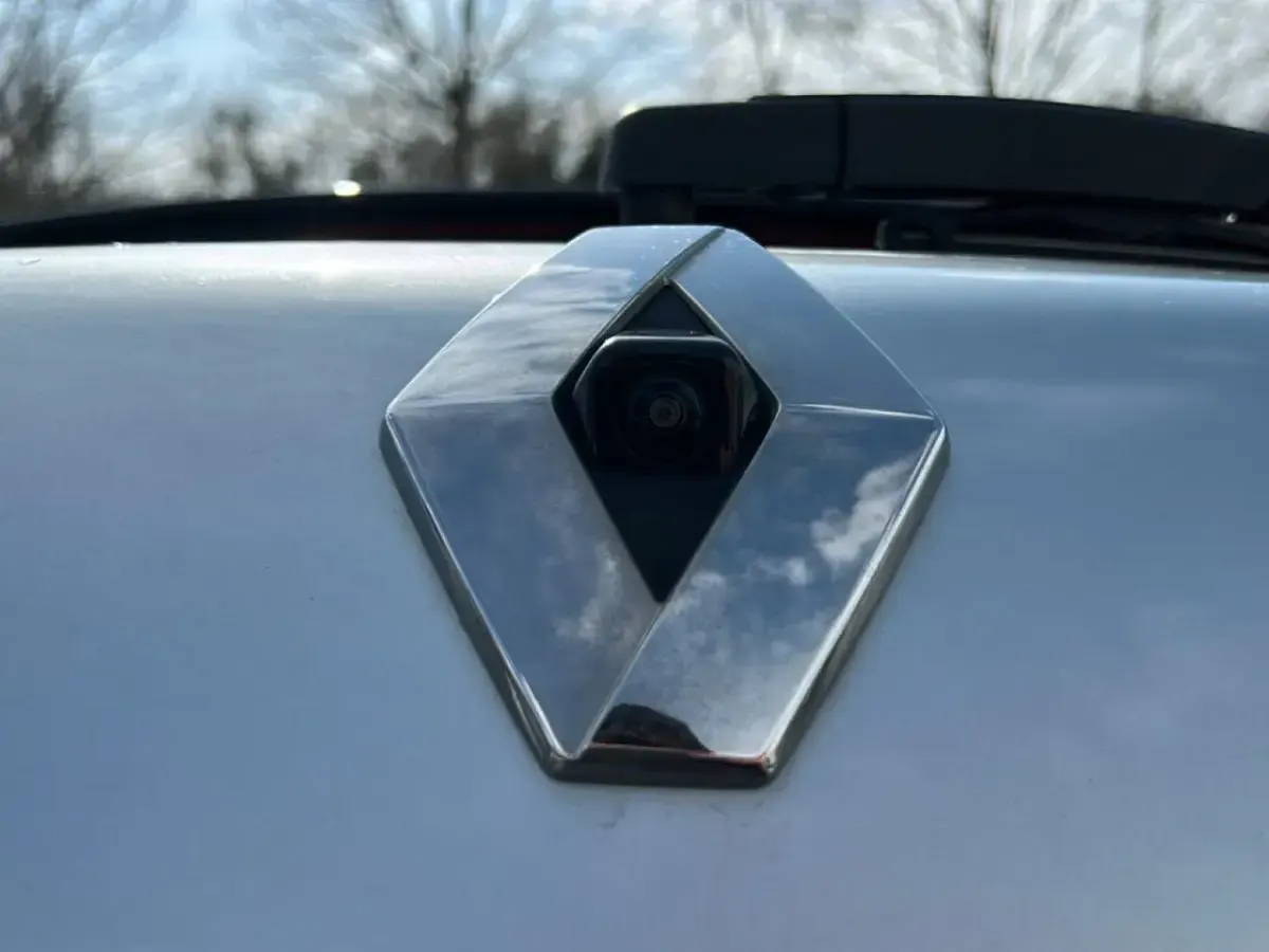 Usata Renault Captur Techno 145 CV (106 kW) 2023 Grigio SUV