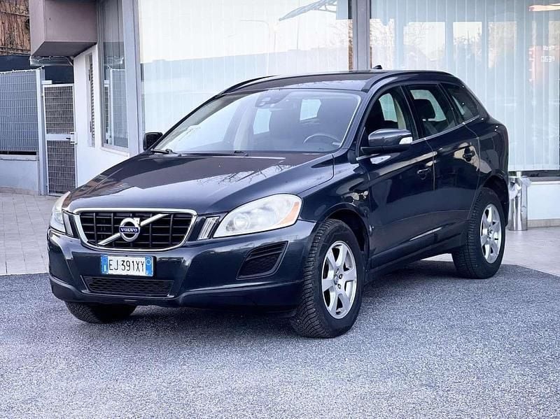 Usata Volvo XC60 215 CV (158 kW) 2012 Blu SUV